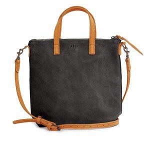 ABLE Abera Commuter black/cognac leather purse